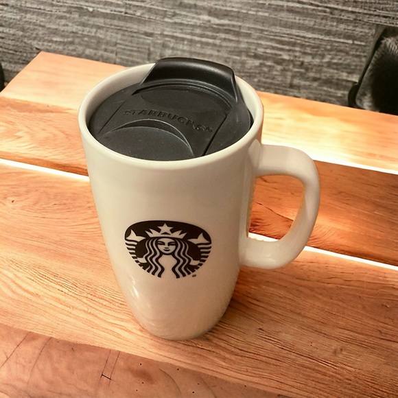 Starbucks White Ceramic Snap On Slide To Open Lid White 16 Ounce Mug! - Picture 2 of 9
